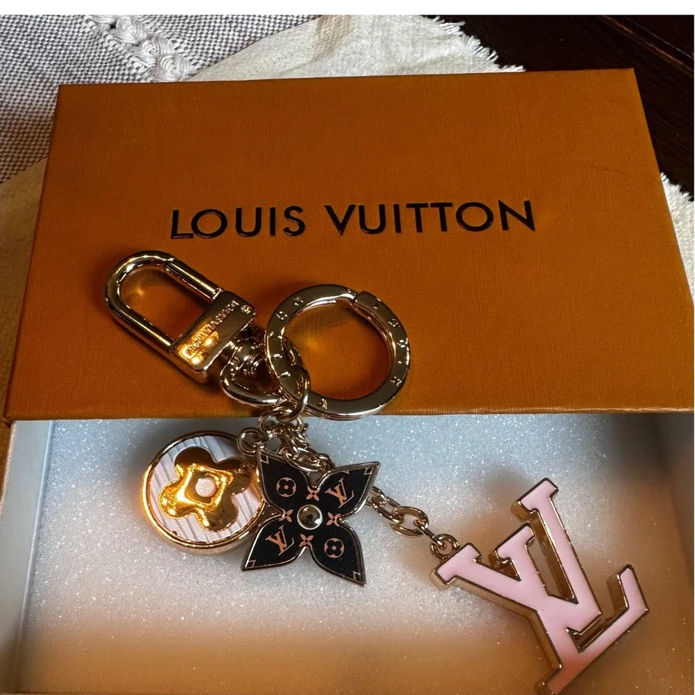 Louis Vuitton Fleur de Monogram Bag Charm Key Holder M67119 Gold Pink Enamel